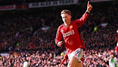 Fulham expected to make improved offer for Scott McTominay after Emile Smith Rowe signing
