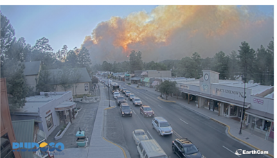 South Fork Fire reaches about 15,200 acres, advances on Village of Ruidoso