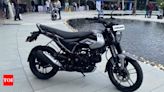 Bajaj Freedom Cng Bike: Bajaj launches world's 1st CNG bike at under Rs 1 lakh with 330 km range | - Times of India