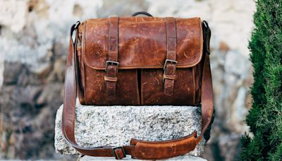 Daily Essentials: Maximising The Potential Of Sling Bags And Messenger Bags For Men