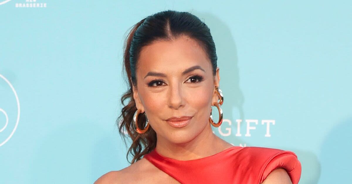 Eva Longoria suffers wardrobe malfunction in racy cut-out dress