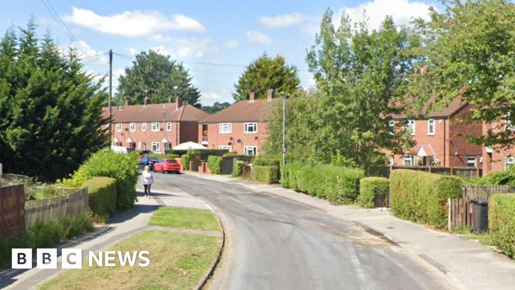 Leeds: Arson arrest after car set on fire with children inside