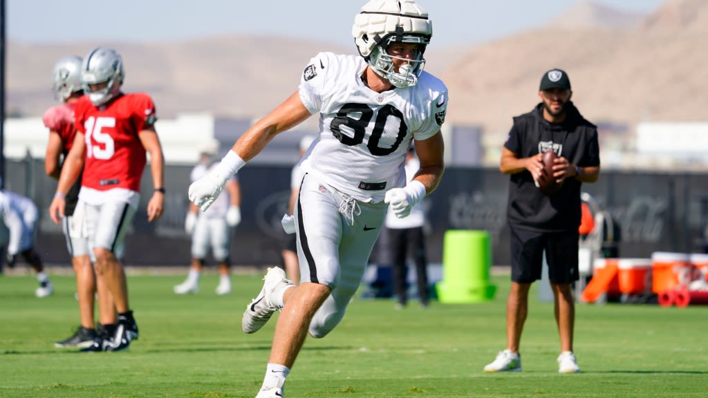 Saints sign tight end Jesper Horsted, waive rookie wide receiver Kyle Sheets