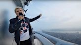 Watch Billy Idol play Rebel Yell live at the top of the Empire State Building