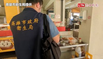 噁！高雄早餐店醬料撈出「活小強」 網諷「好吃的秘訣被發現了」(高雄市衛生局提供) - 自由電子報影音頻道