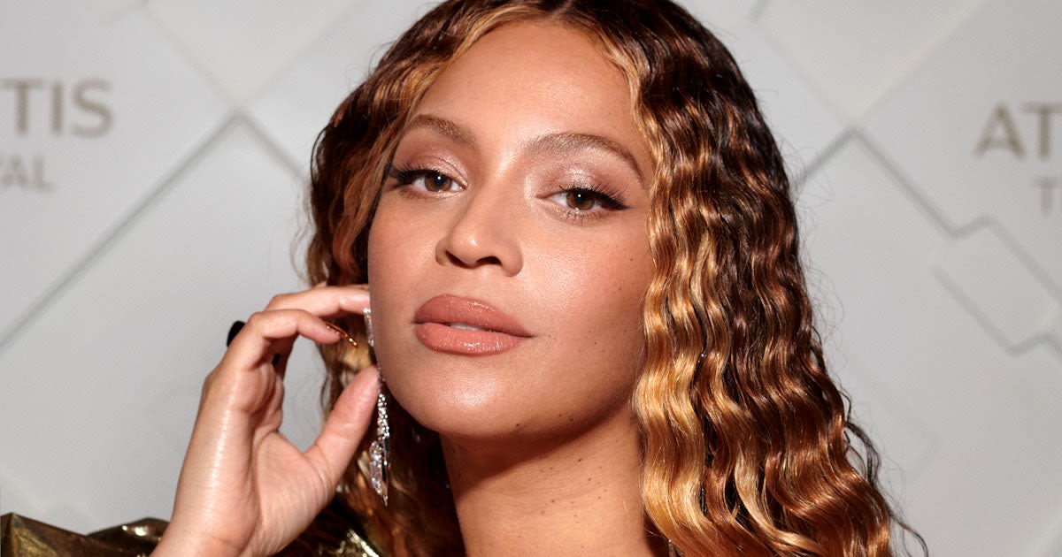 Beyoncé's Favorite Setting Spray & More Editor Favorites From AAPI Beauty Brands