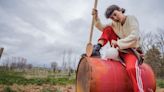 Bewis de la Rosa lleva a su música la esencia rural de los pueblos de Cuenca