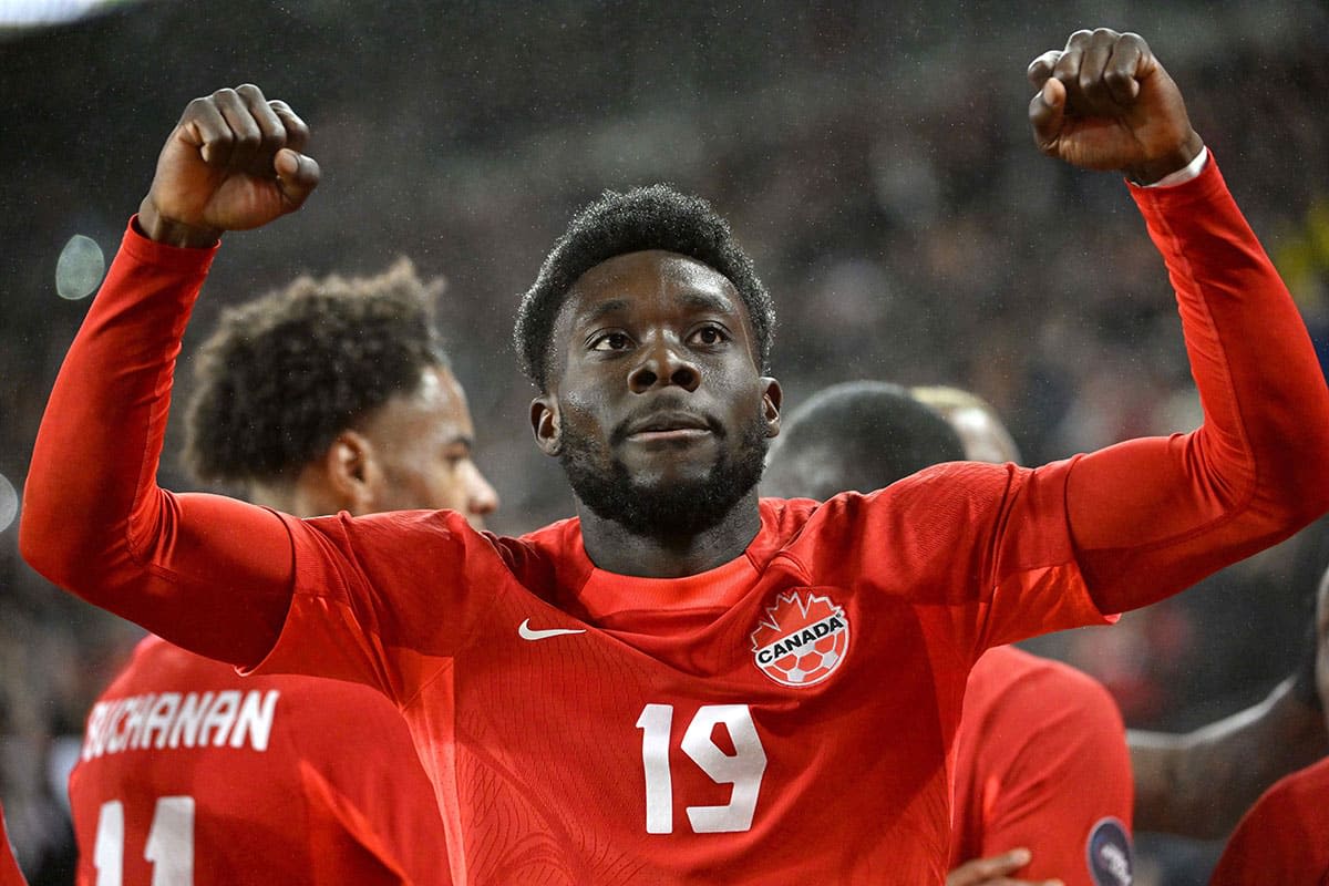 How Alphonso Davies fits into Manchester City’s transfer plans