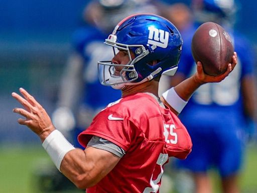 Jones full go for Giants after tough offseason