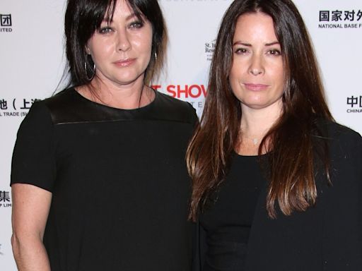 Charmed's Holly Marie Combs Honors "Fierce Fighter" Shannen Doherty After Her Death - E! Online