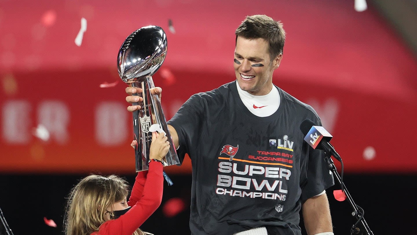 Former Buccaneers QB Tom Brady Named Top 5 Athlete of All Time by ESPN