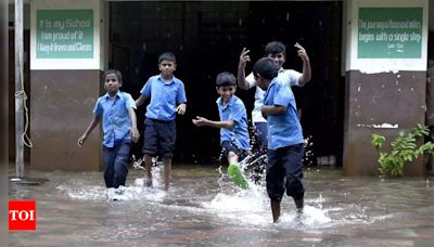 Kerala Schools: Heavy rains trigger red alert in north Kerala; schools, colleges closed in six districts | - Times of India