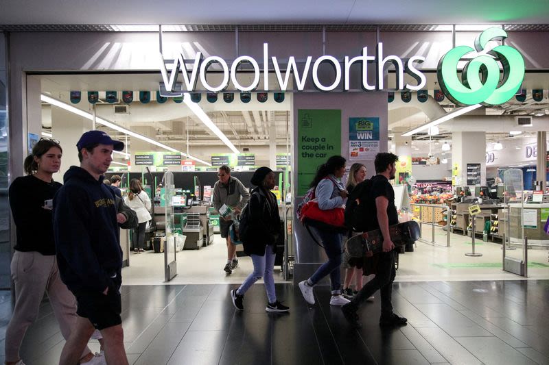 Australia’s Woolworths’ Q3 sales rise; flags cautious consumer sentiment