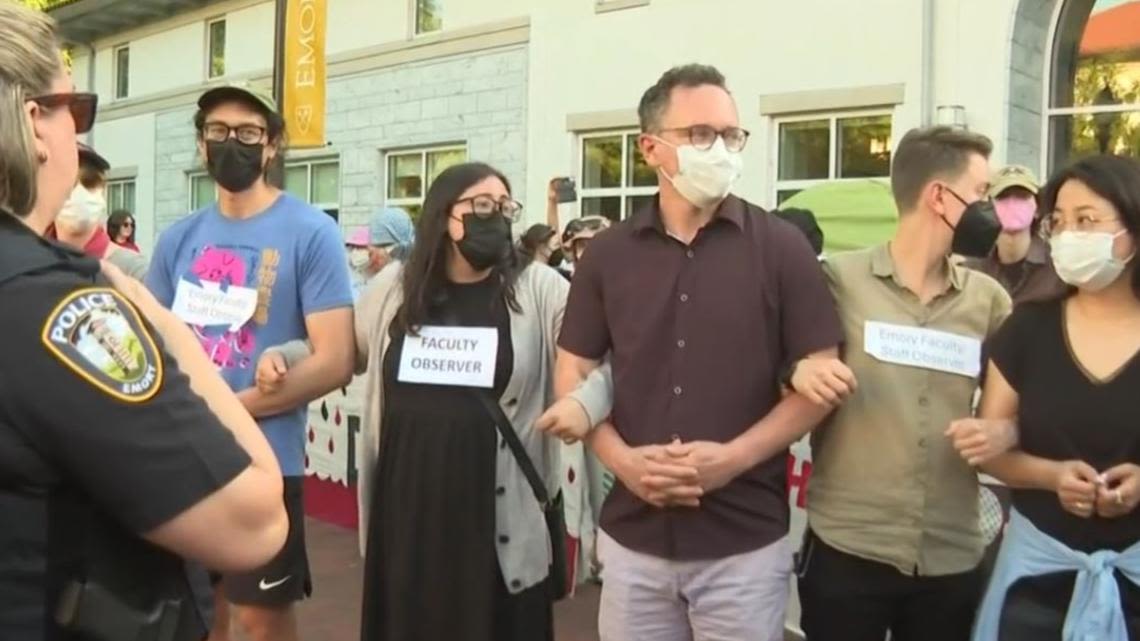 Emory protests continue | Demonstrators block admissions building for a time before moving to quad as police disperse new encampment