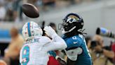 6 studs and 2 duds from Jaguars’ 31-18 win vs. Dolphins