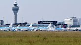 Dutch court says government must follow EU procedure to reduce flights at Schiphol airport