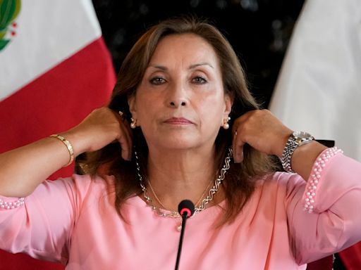 ¿Quién es el millonario gobernador de Perú que le prestó relojes Rolex a la presidenta Boluarte?