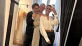 La felicidad de Ana Cristina Portillo al probarse su vestido de novia en presencia de su hermana Claudia