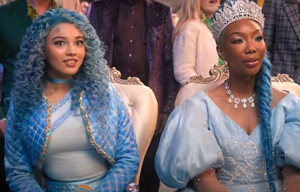 Brandy’s Cinderella is back and nearly beheaded in “Descendants: The Rise of Red ”trailer