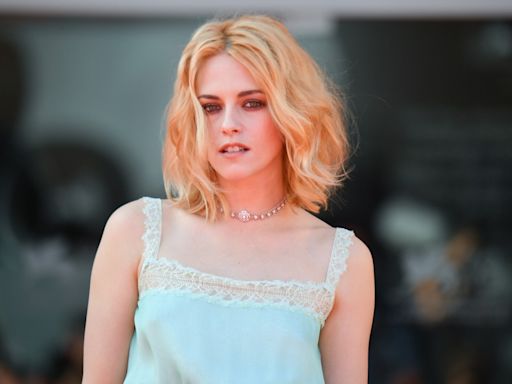 Kristen Stewart diz que apoio de Hollywood a mulheres como diretoras é falsidade: 'Escolheram só quatro'