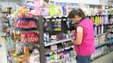 Los supermercados protegen con alarmas productos de primera necesidad