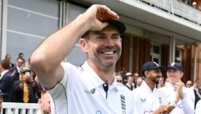 Jimmy Anderson considers SHOCK return to cricket