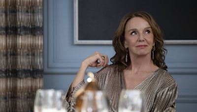 Mônica Bergamo: Atriz francesa de 'Emily in Paris' fará mãe de Amyr Klink em longa sobre brasileiro