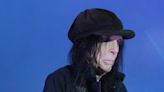 Mötley Crüe Guitarist Mick Mars Retires From Touring With Band