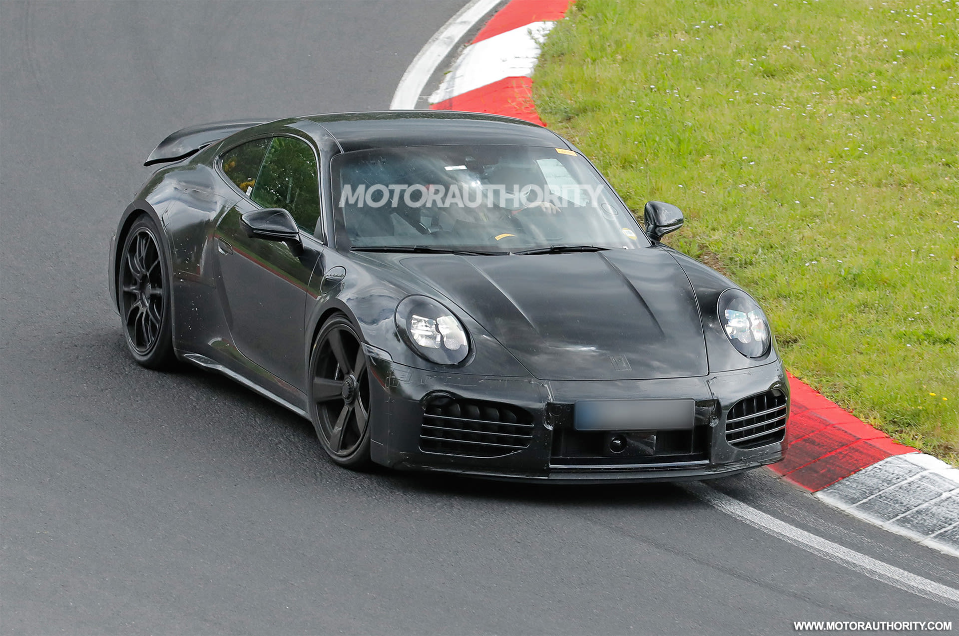 Potential 2026 Porsche 911 Turbo S Touring spied