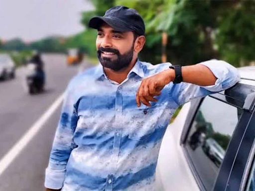 Female singer lodges complaint against YouTuber Mallik Teja