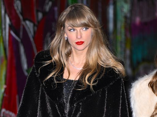 Taylor Swift's Leather Minidress Was the Star of Yet Another Reputation -Coded Date-Night Look