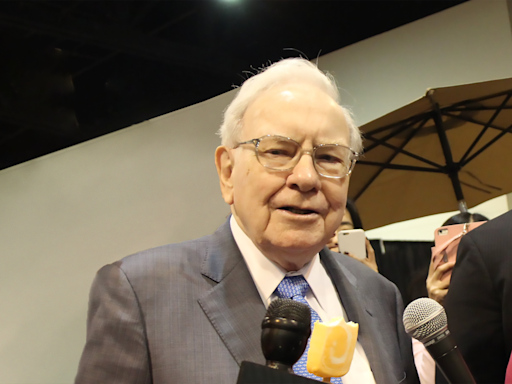 Every Stock Warren Buffett Bought Over the Last 12 Months, Ranked From Best to Worst