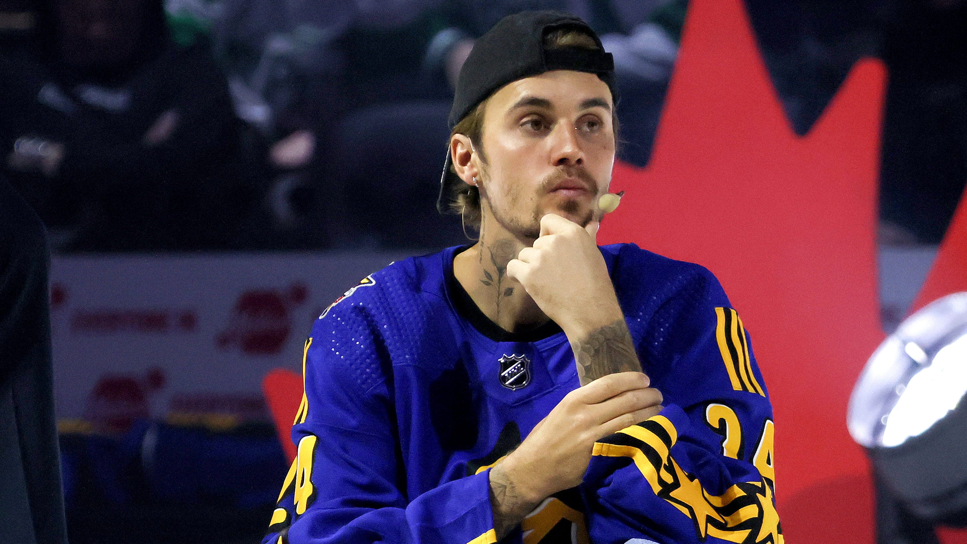 Justin Bieber broke down crying on Instagram. Men should pay attention.