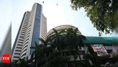 IT stocks lift sensex above 81k for 1st time - Times of India