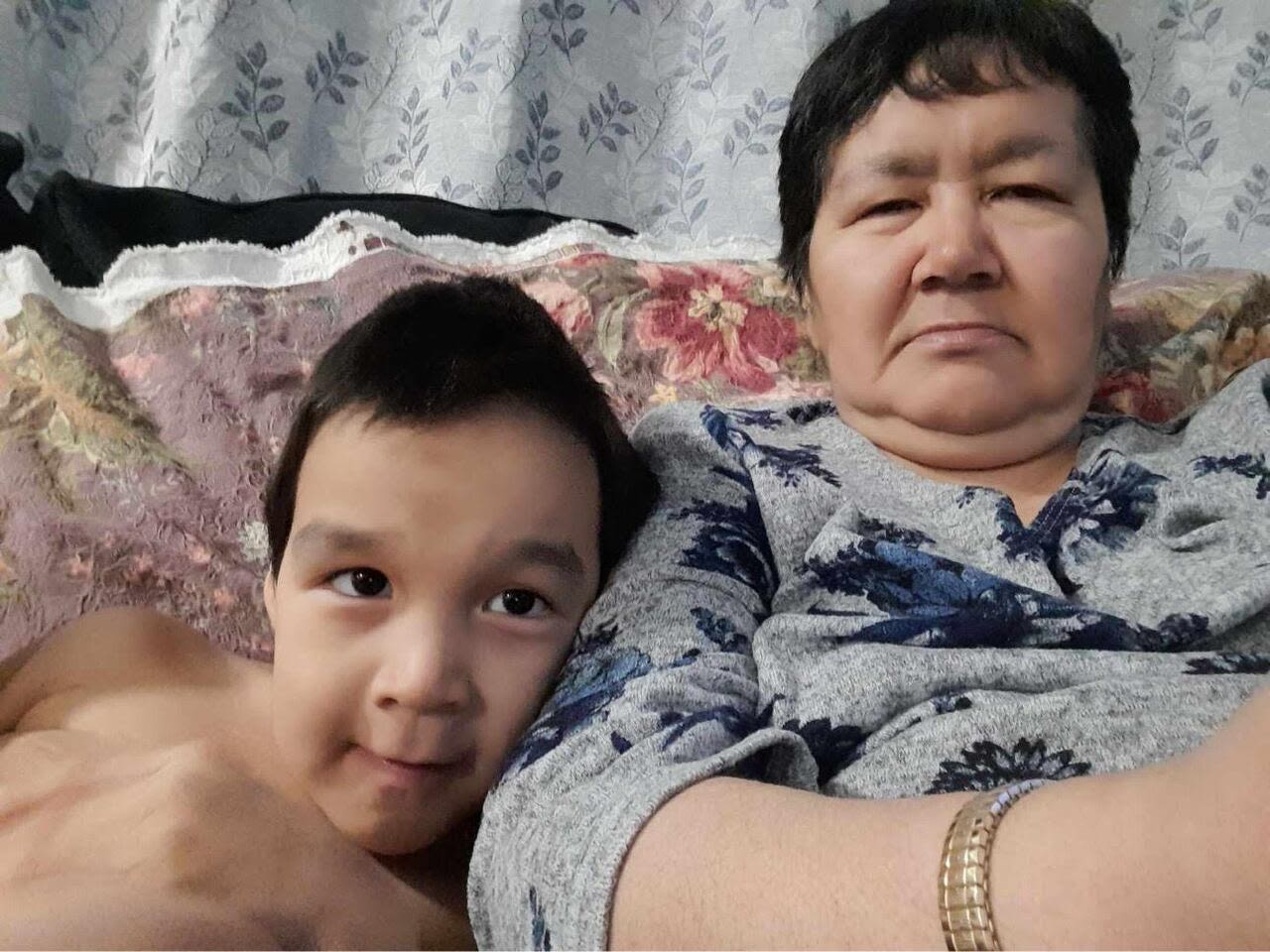 Nunavut family wants apology after 7-year-old boy kicked off Canadian North flight