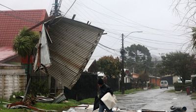 Cogrid por sistema frontal: se reportan al menos 3 muertos y más de un millón de clientes en el país están sin suministro eléctrico - La Tercera