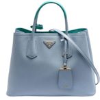 PRADA 普拉達-1BG775三角浮雕LOGO防刮牛皮拉鍊手提/斜背包(粉藍X粉綠色)