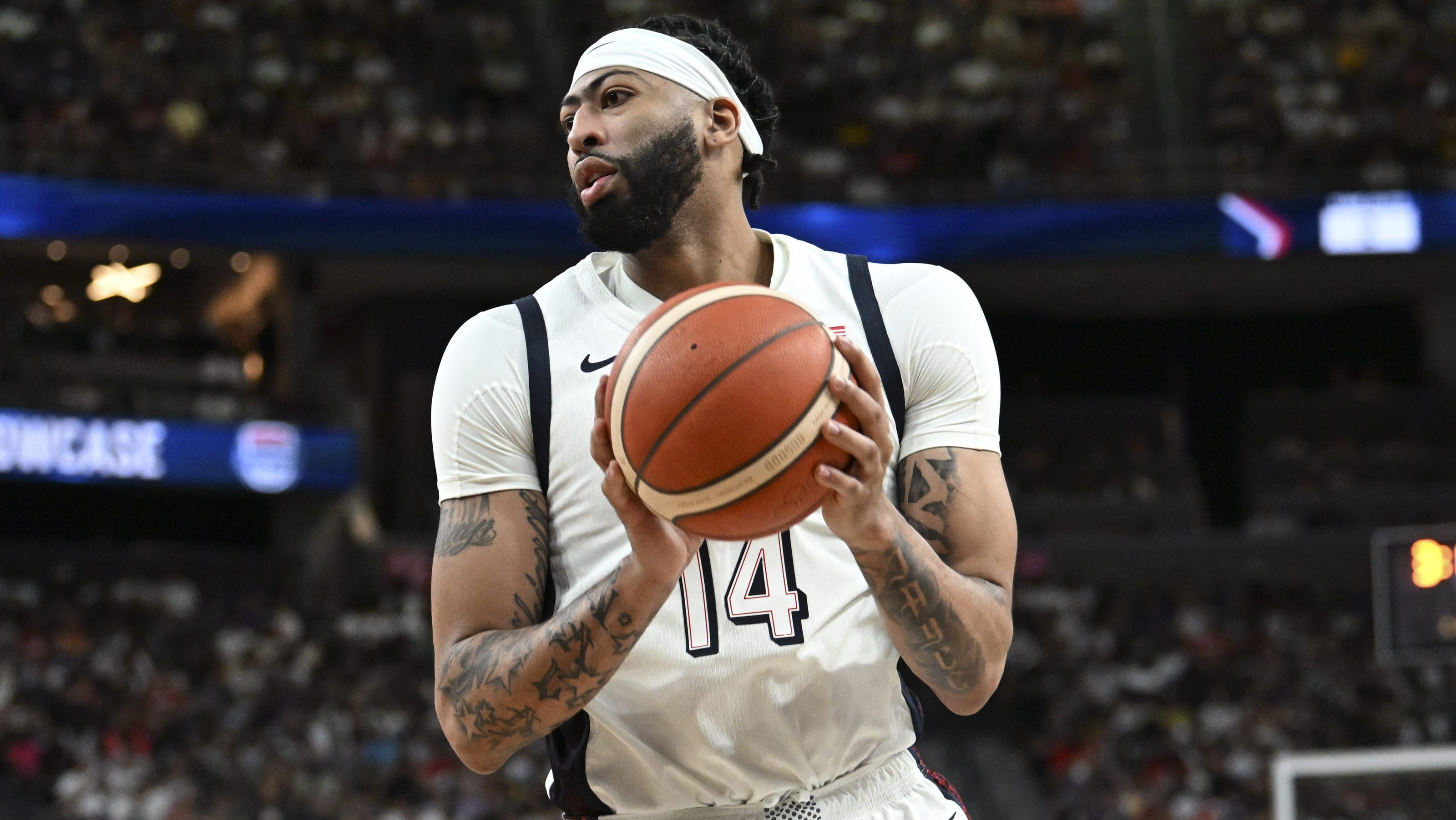 Should Anthony Davis start over Joel Embiid for Team USA?