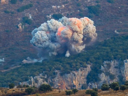 Israel Steps Up Attacks on Hezbollah Targets in South Lebanon