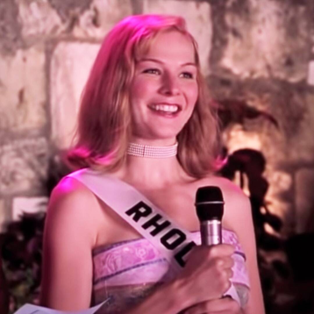 Miss Congeniality's Heather Burns Reminds Us She's a True Queen on the Perfect Date - E! Online