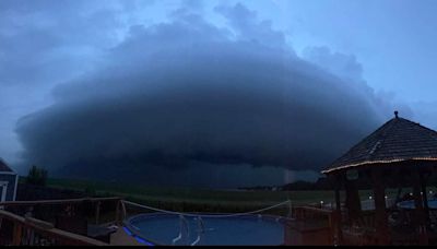 At least 19 tornadoes touched down in Chicago area Monday night, including 3 in the city: NWS