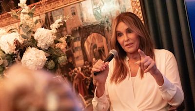 Caitlyn Jenner wants campus protesters deported: "Have fun" being beheaded