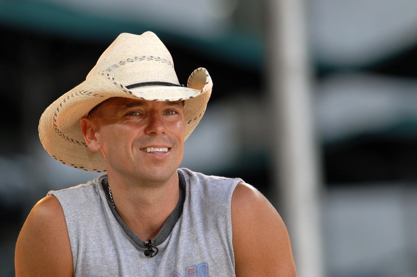 Kenny Chesney Ties One Of Country’s Greatest Stars For A Very Important Record
