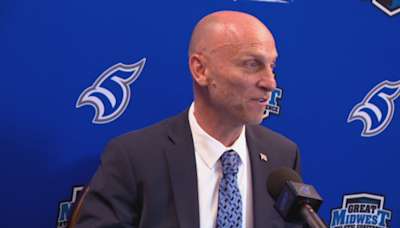 Brian Neal returns as head coach of Thomas More women's basketball