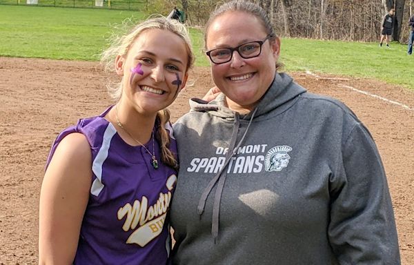 'The perfect storm': Mother and daughters together on the softball field for Oakmont