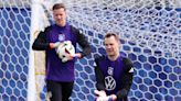 Neuer se pronuncia sobre su rivalidad con Ter Stegen en la portería de la selección alemana: "Esta es una posición independiente"