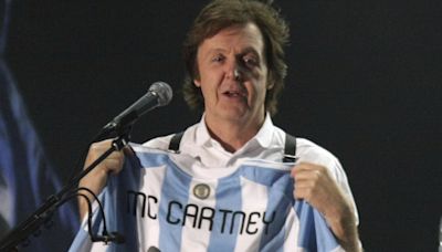 Todos los shows de Paul McCartney en Argentina: un telonero famoso, la nena que le pidió tocar el bajo, los homenajes y el guiño cordobés