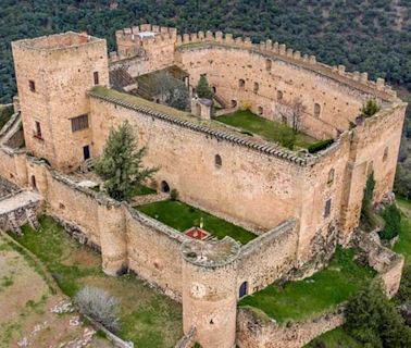 Santiago Segura y José Mota compran el castillo de Pedraza: se convertirá en escenario para conciertos y eventos culturales