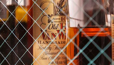 No criminal charges in rare liquor probe at Oregon alcohol agency, state report says