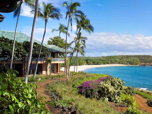 T+L Readers Love This Exclusive Resort Set on One of Hawaii's Most Secluded Islands — Read Our Review
